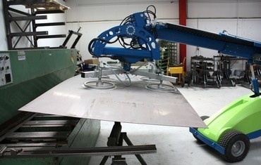 Монтаж гладких непроницаемых материалов (камень, оргстекло)