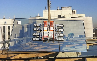 Подъем крупногабаритного стекла